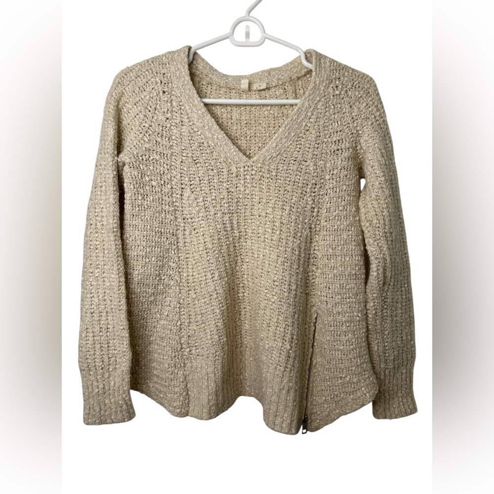 Anthropologie Moth Nubby Side Zip V Neck Long Sleeve Sweater Ecru Beige size S